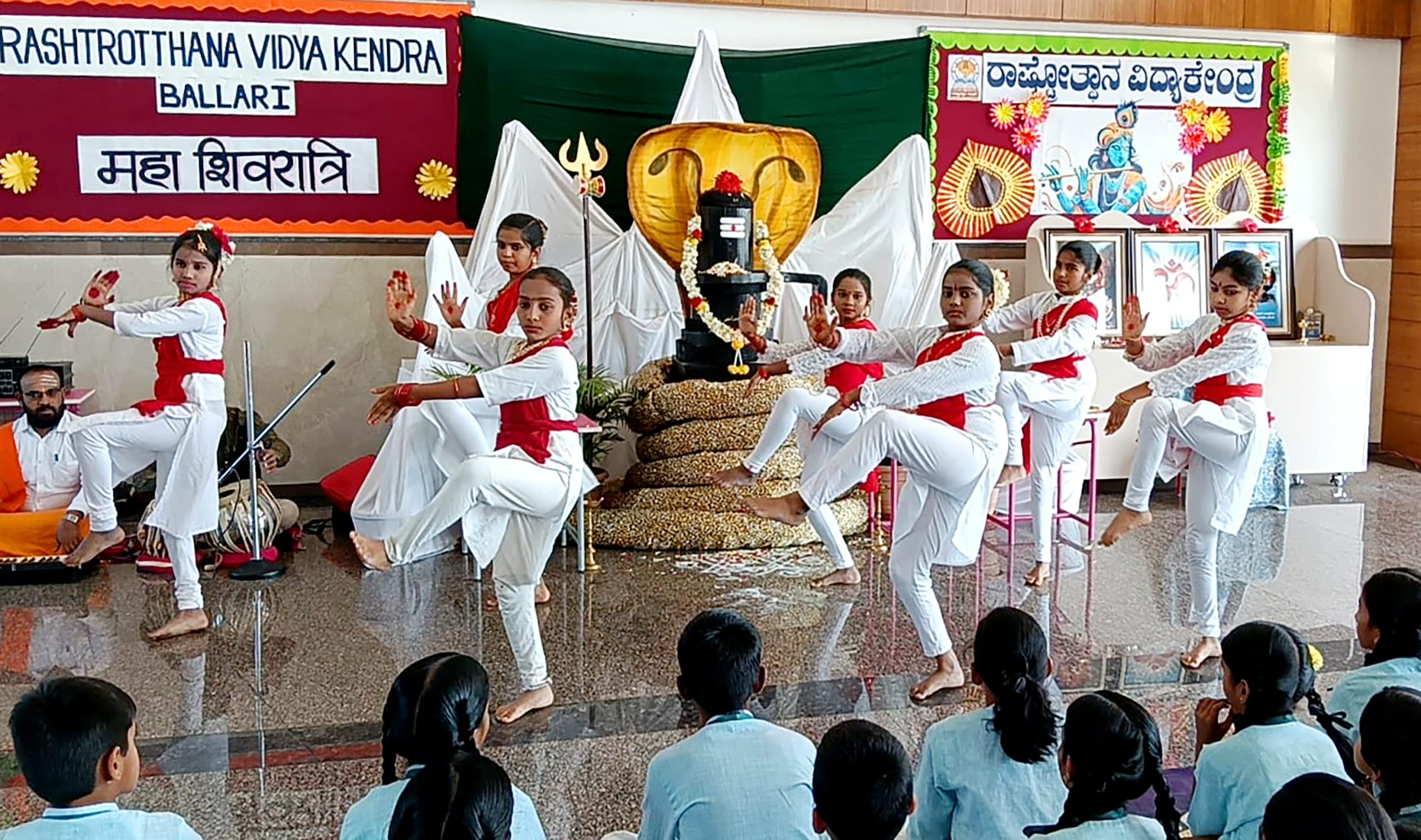 Mahashivratri and Sarojini Naidu Jayanti Celebrated with Devotion at RVK – Ballari (6)