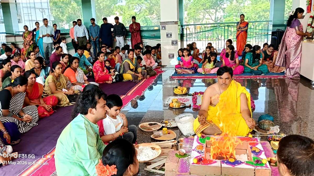 Aksharabhyasa and Vidyarambha program in RVK -Ballari (20)